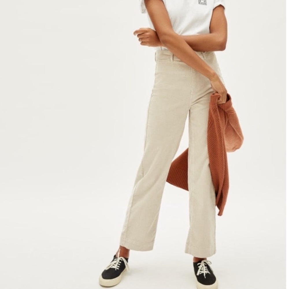 Everlane Relaxed Straight Corduroy Cream Pants in Ivory